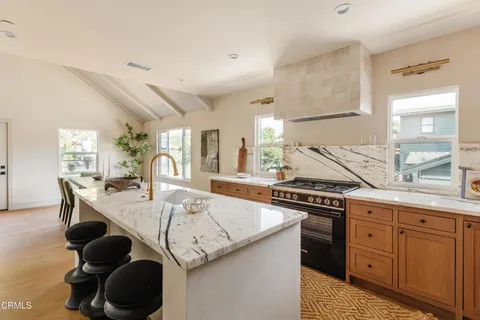 $899,000 | 2612 Marathon Street, Los Angeles, CA 90026