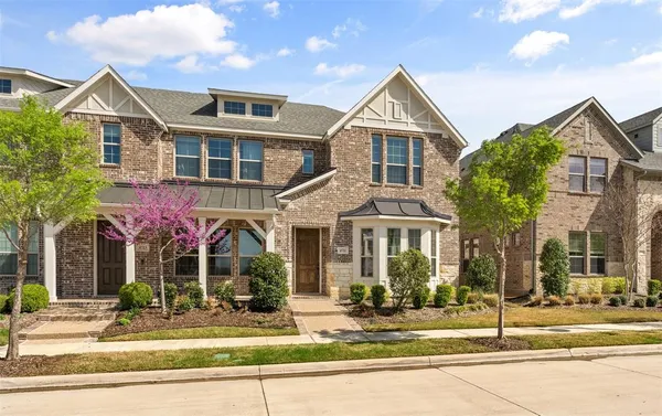 $415,000 | 4721 Smokey Quartz Lane, Arlington, TX 76005