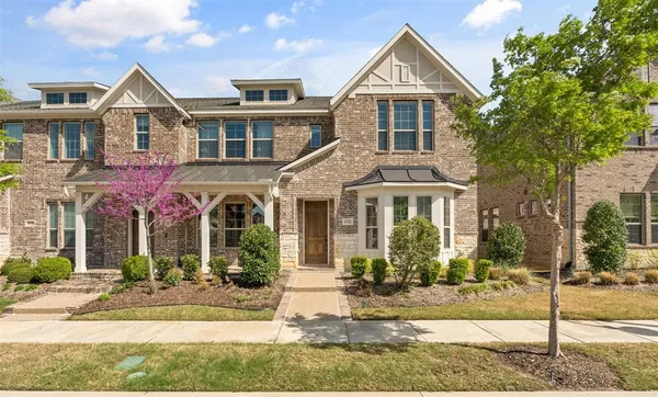 $415,000 | 4721 Smokey Quartz Lane, Arlington, TX 76005