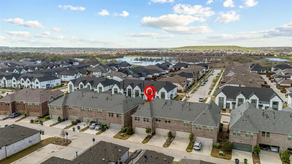 $415,000 | 4721 Smokey Quartz Lane, Arlington, TX 76005