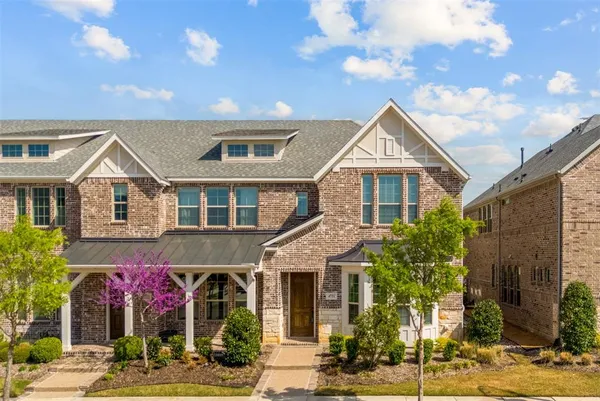 $415,000 | 4721 Smokey Quartz Lane, Arlington, TX 76005