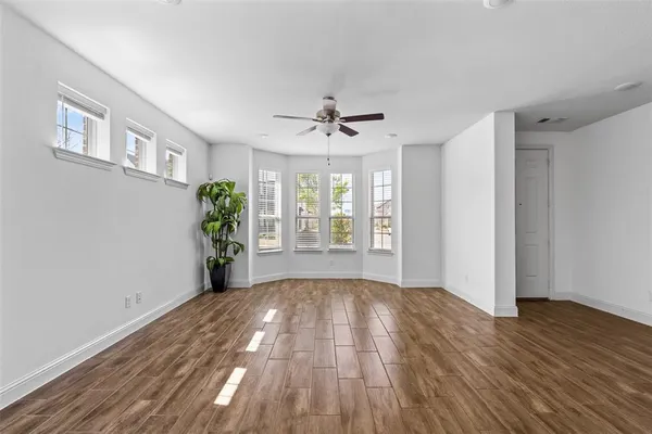 $415,000 | 4721 Smokey Quartz Lane, Arlington, TX 76005