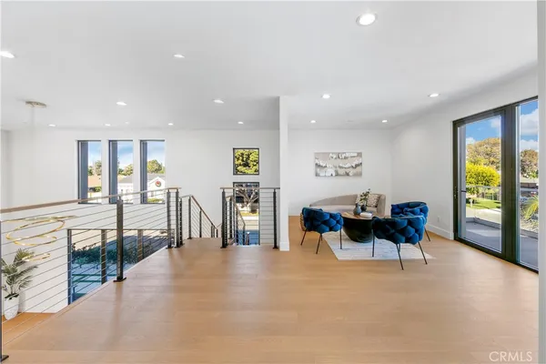 $10,500 | 853 Oak Street, Costa Mesa, CA 92627