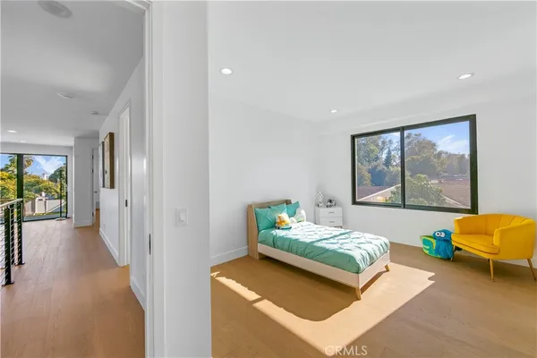 $10,500 | 853 Oak Street, Costa Mesa, CA 92627