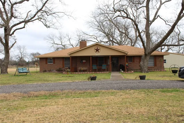 $439,900 | 174 Lcr 472, Mexia, TX 76667