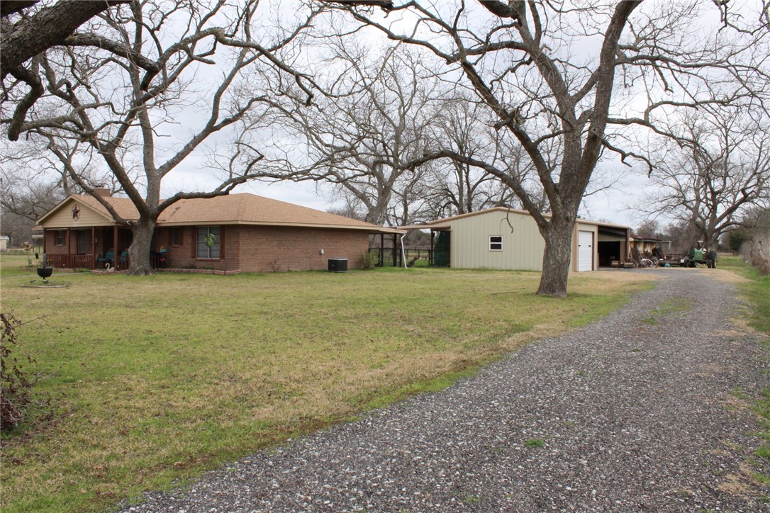 174 Lcr 472 Mexia, TX 76667 - Photo 10 of 35