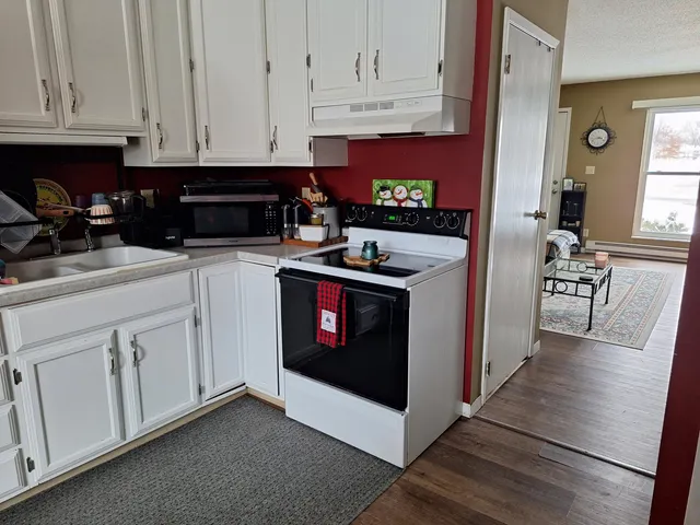 $179,900 | 904 12th Avenue South, Unit 904, Onalaska, WI 54650