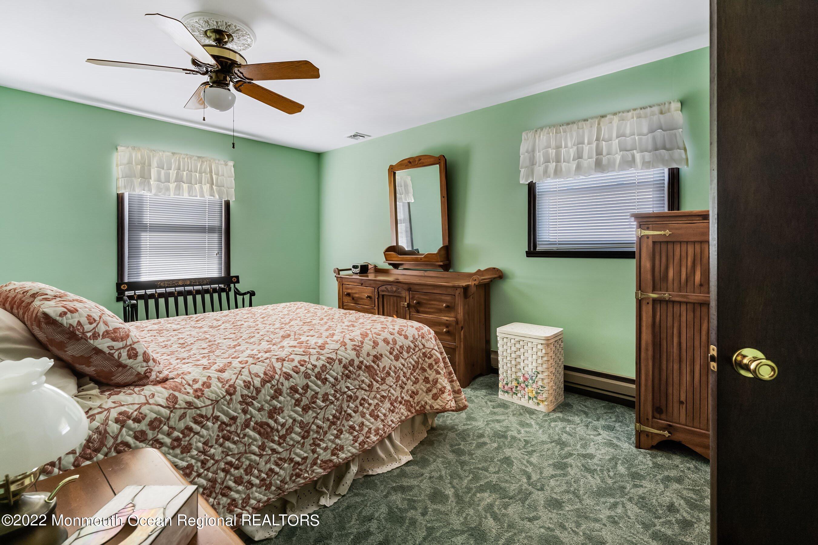 10 Rochester Drive Brick, NJ 08723 - Photo 24 of 29 17-Int2 Bed1