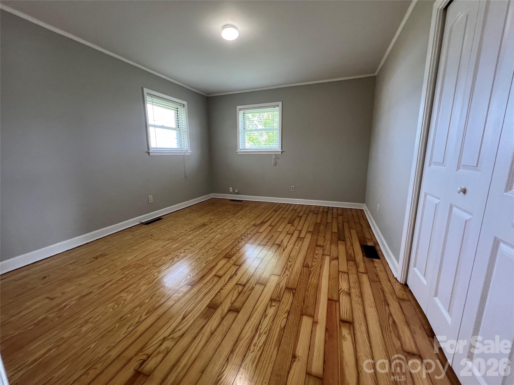 93 Laycock Road Hendersonville, NC 28792 - Photo 15 of 34 Gallery Image 15