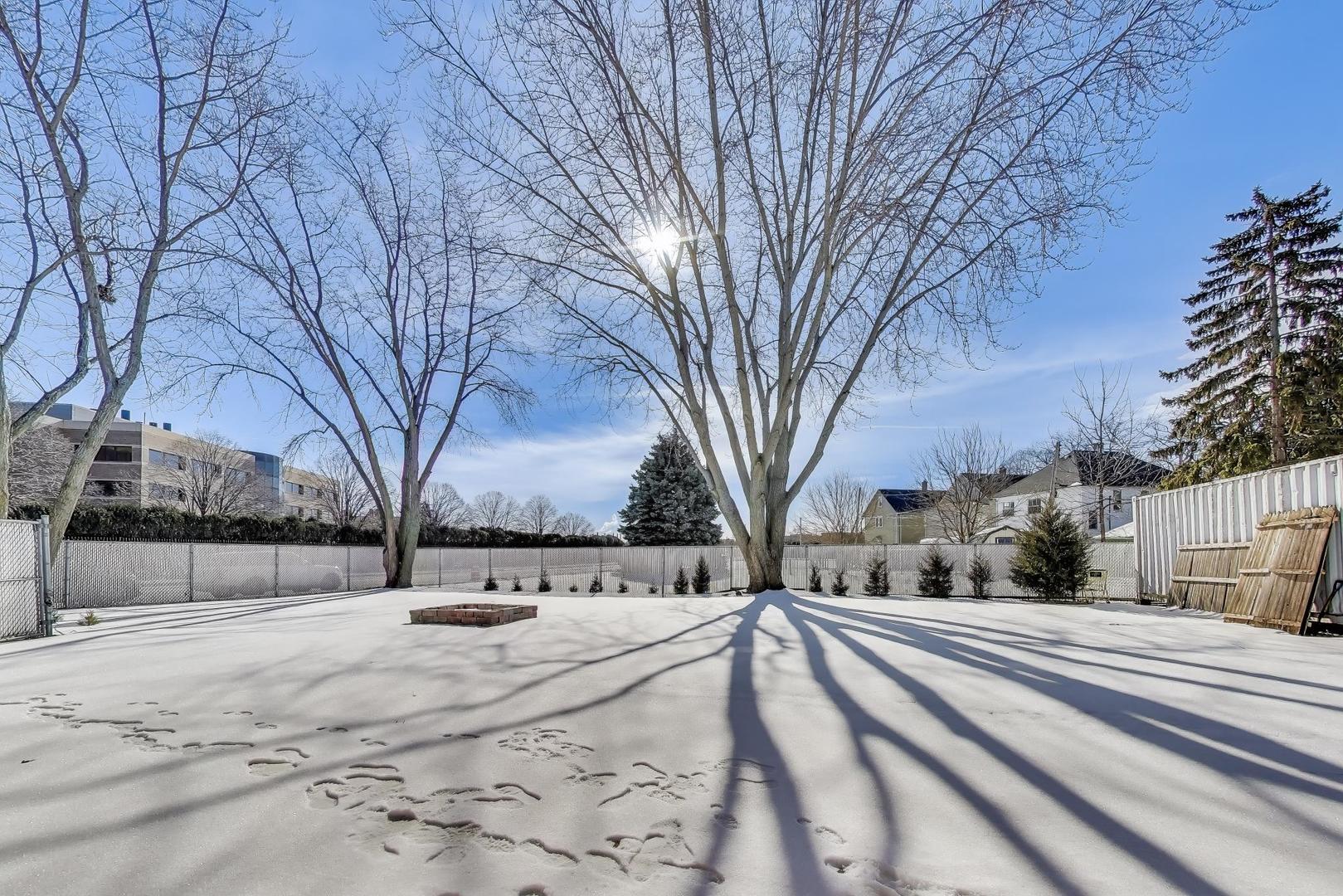 1130 Sheridan Road North Chicago, IL 60064 - Photo 15 of 15