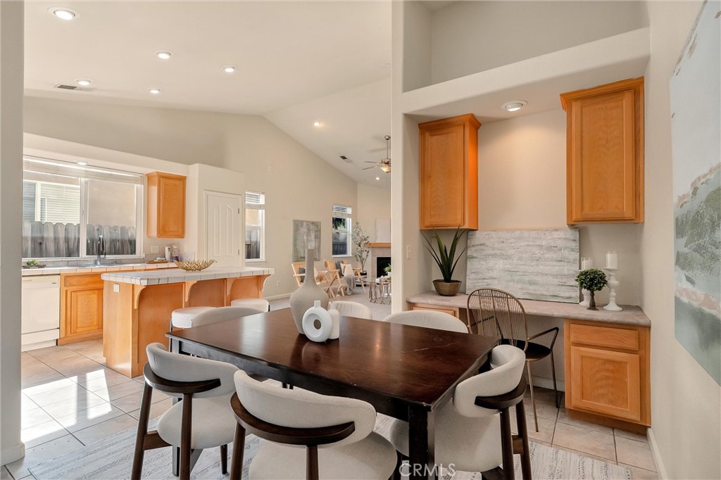 1025 Raven Lane Chico, CA 95926 - Photo 3 of 40