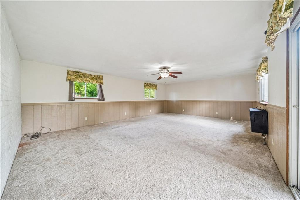 339 Hamil Road Verona, PA 15147 - Photo 15 of 29 Gallery Image 15