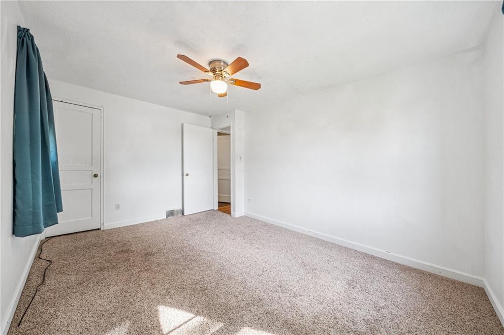 339 Hamil Road Verona, PA 15147 - Photo 18 of 29 Gallery Image 18