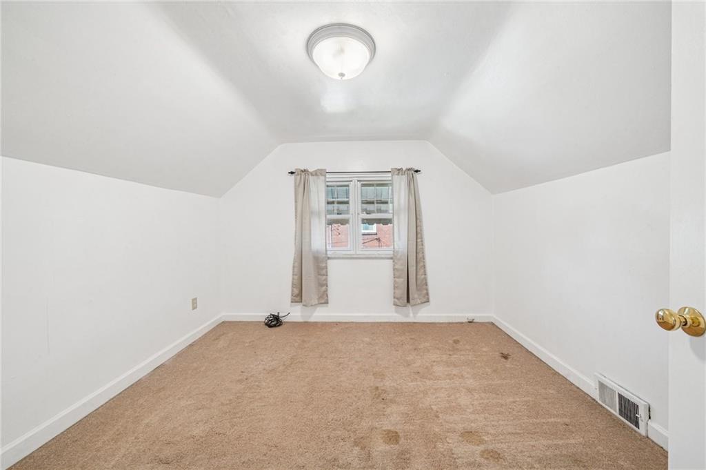 339 Hamil Road Verona, PA 15147 - Photo 20 of 29 Gallery Image 20