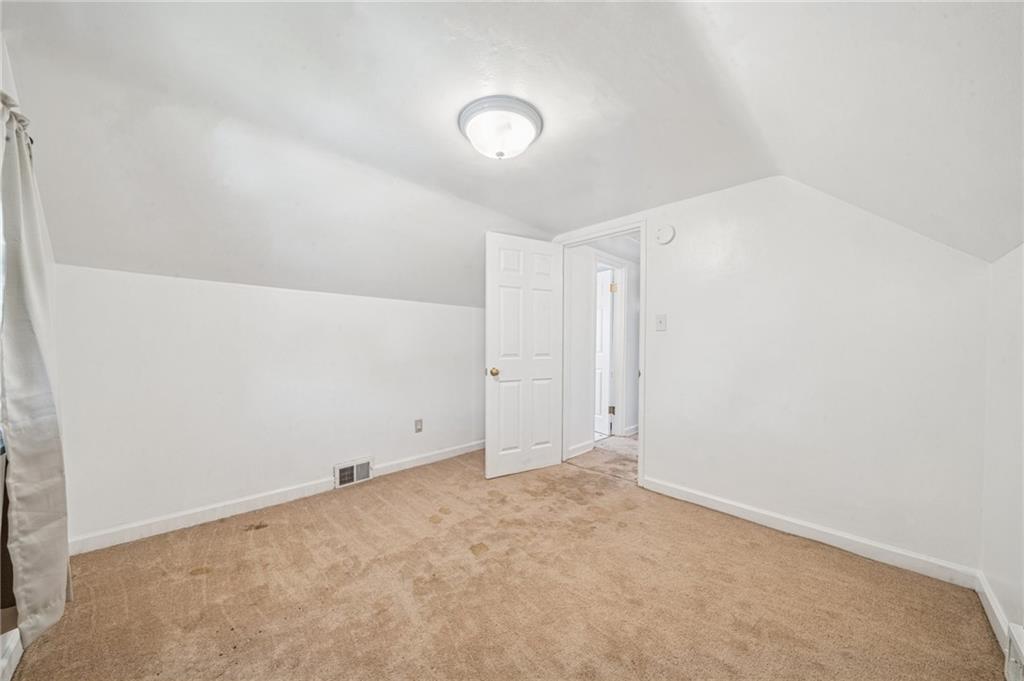 339 Hamil Road Verona, PA 15147 - Photo 21 of 29 Gallery Image 21