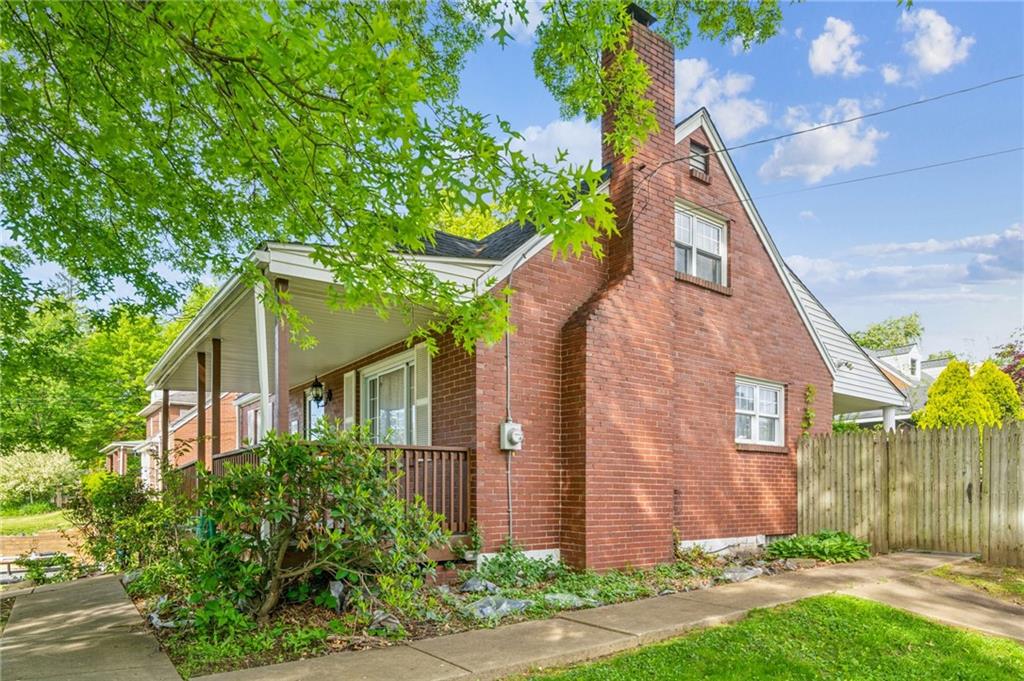 339 Hamil Road Verona, PA 15147 - Photo 3 of 29 Gallery Image 3