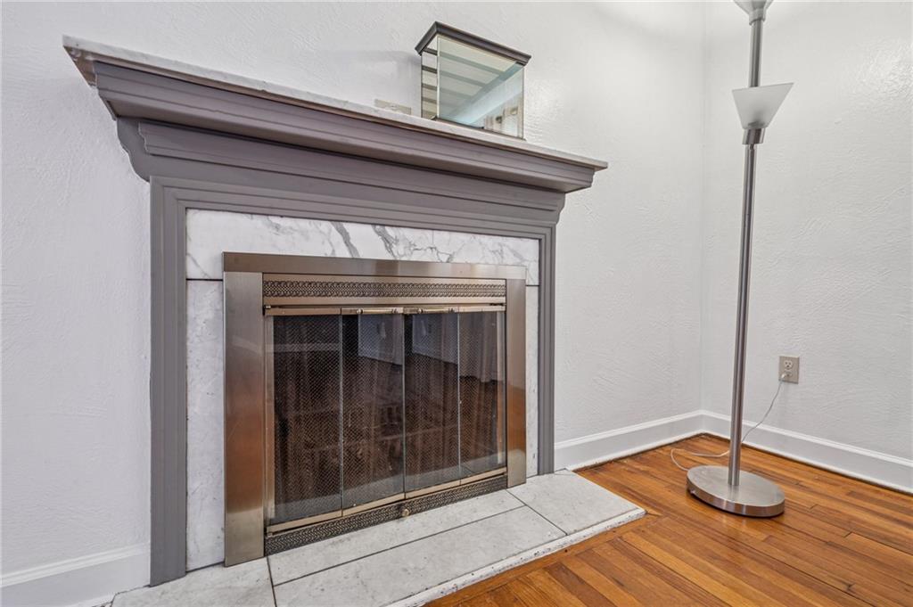 339 Hamil Road Verona, PA 15147 - Photo 8 of 29 Gallery Image 8