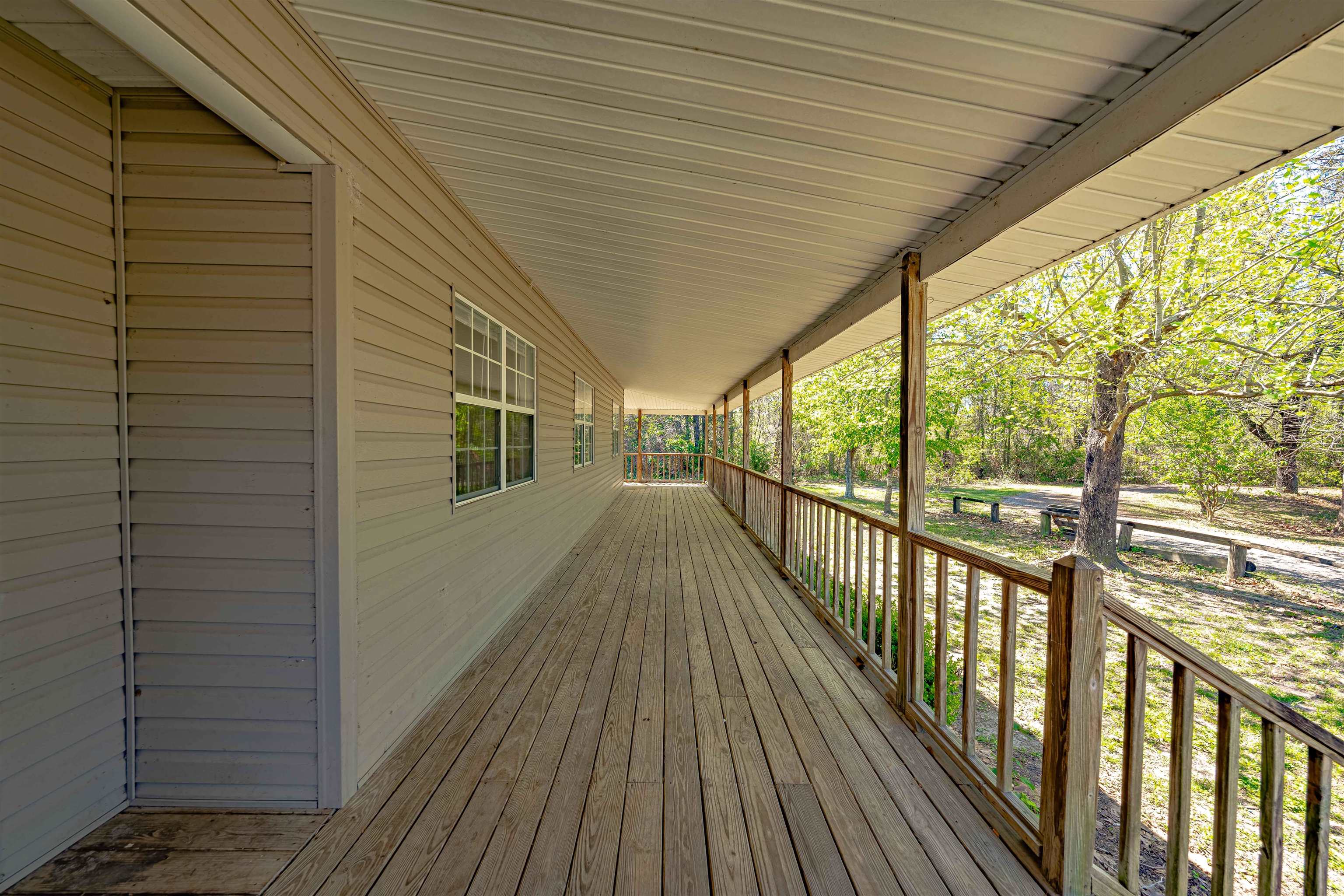 14240 Charlie McDowell Road Bristol, FL 32321 - Photo 37 of 41 Gallery Image 37