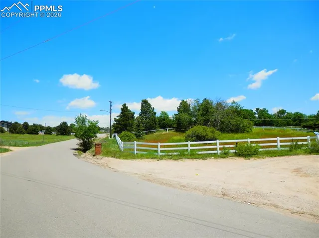 $375,000 | 4450 Chaparral Road, Colorado Springs, CO 80917