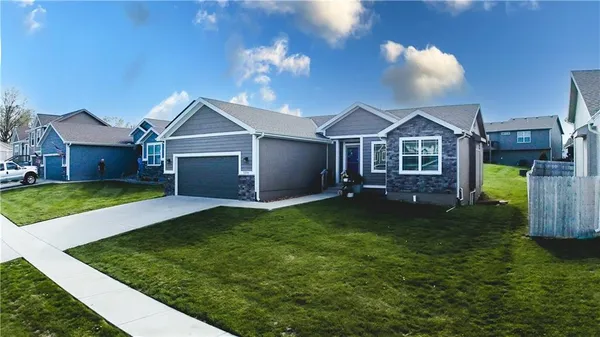 $339,000 | 5316 Crystal Drive, St. Joseph, MO 64503