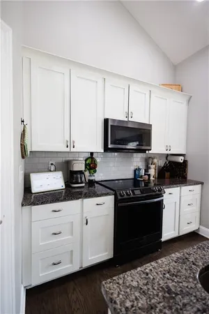 $339,000 | 5316 Crystal Drive, St. Joseph, MO 64503