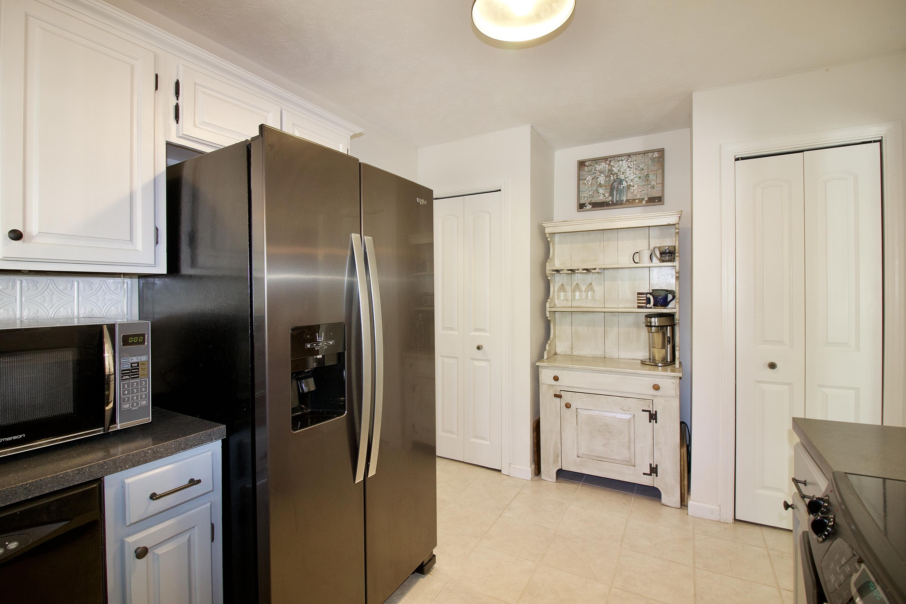1212 Rays Bridge Road Whispering Pines, NC 28327 - Photo 6 of 42 Kitchen