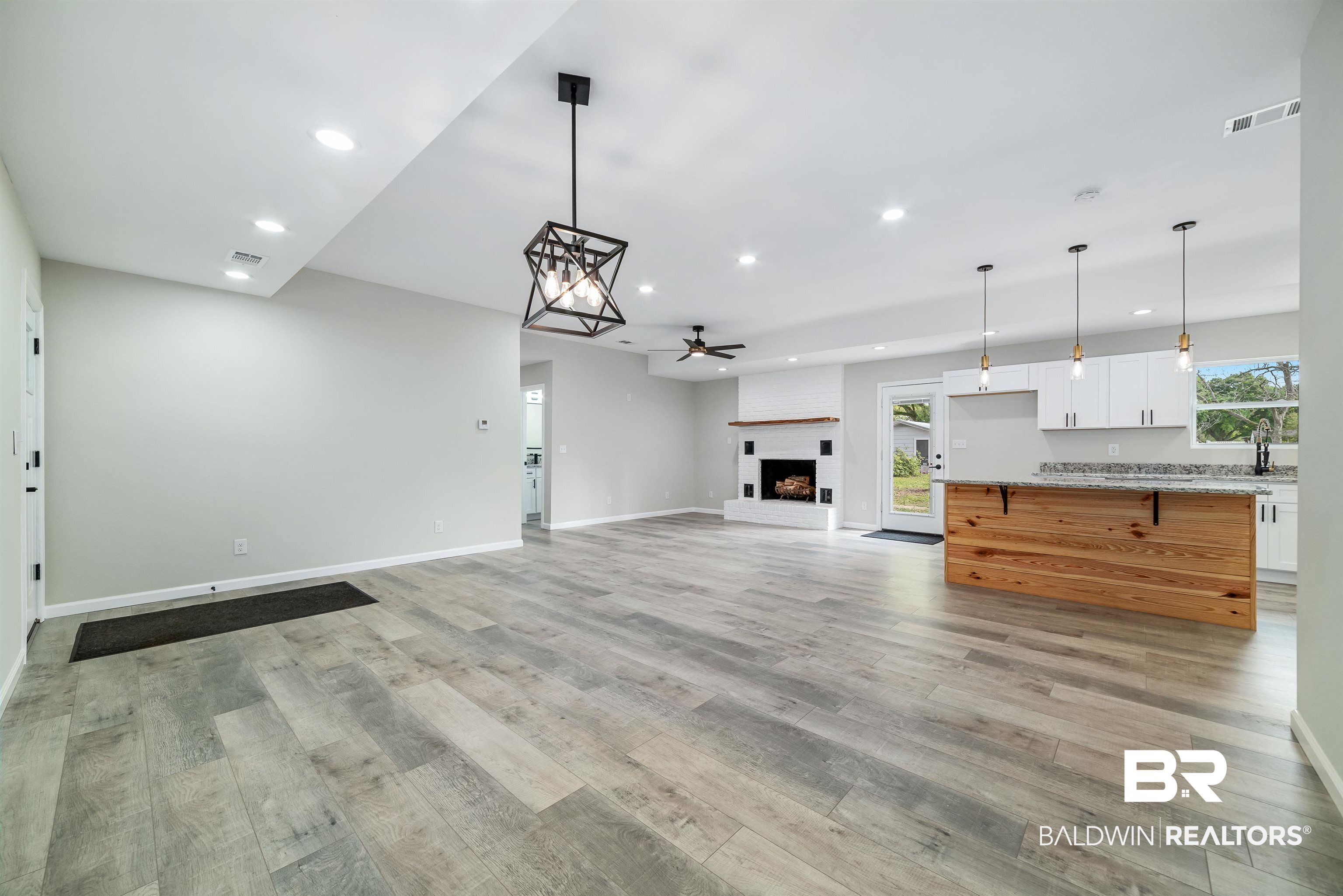 19040 Pine Acres Road Gulf Shores, AL 36542 - Photo 5 of 48