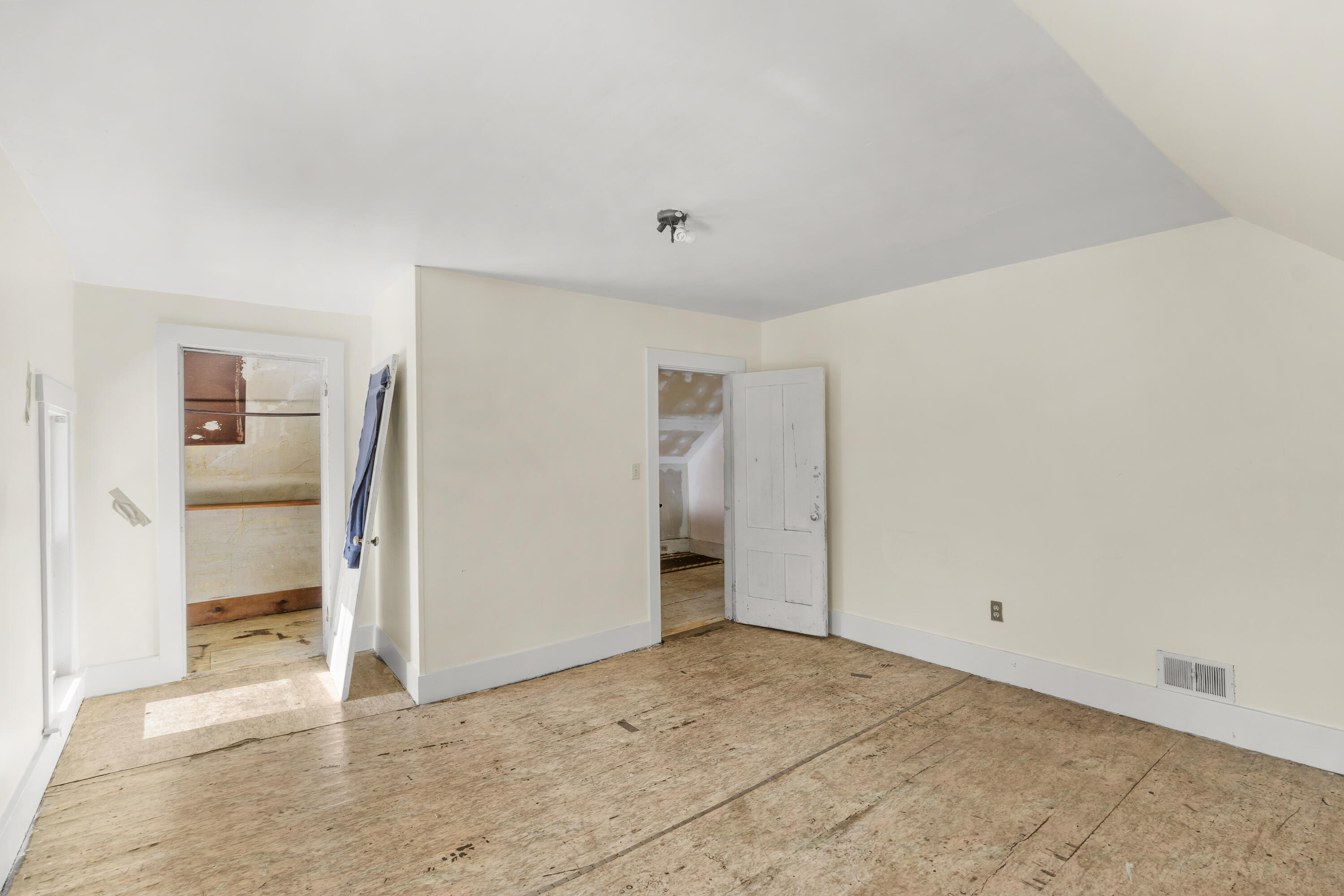 12 Middle Road Woolwich, ME 04579 - Photo 19 of 66 12 Middle Road Woolwich 041