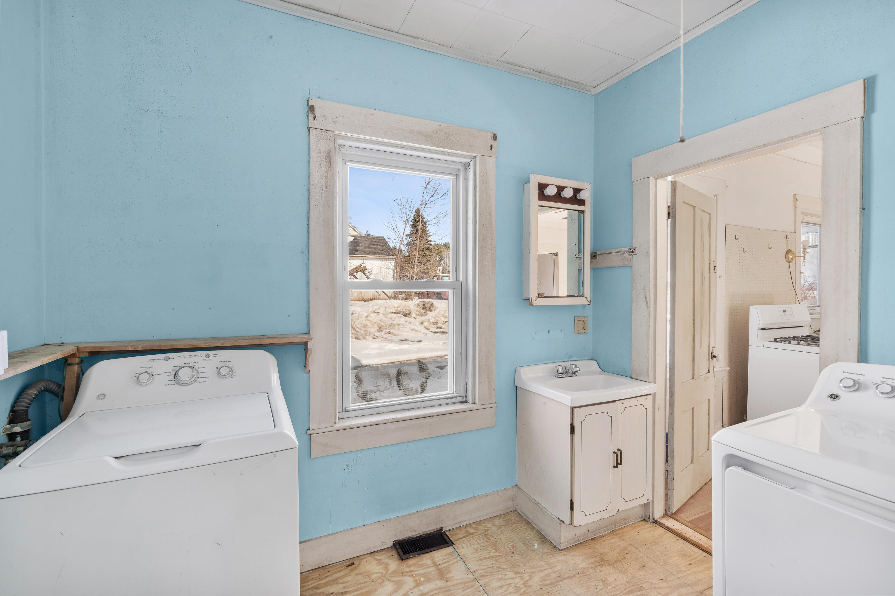 12 Middle Road Woolwich, ME 04579 - Photo 34 of 66 12 Middle Road Woolwich 020