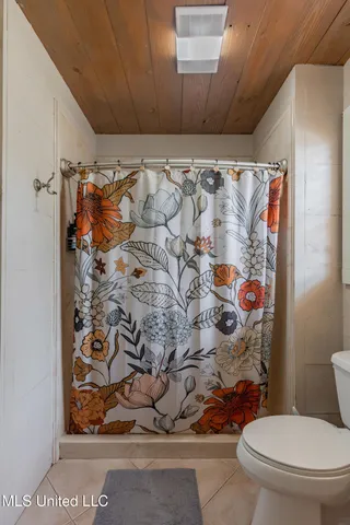 $277,000 | 1104 North Chapel Hill Road, Raymond, MS 39154