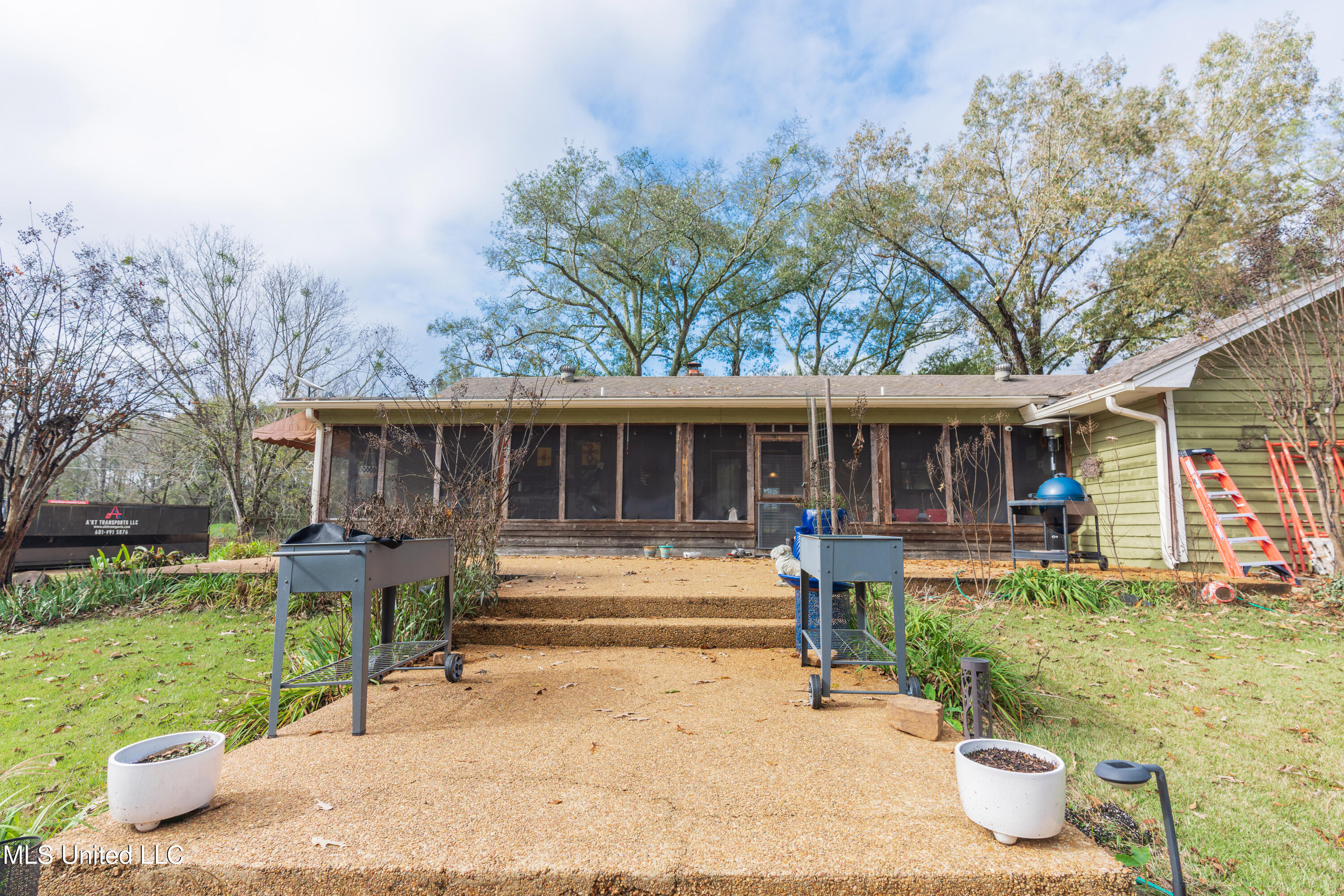 1104 North Chapel Hill Road Raymond, MS 39154 - Photo 48 of 66 48-Back