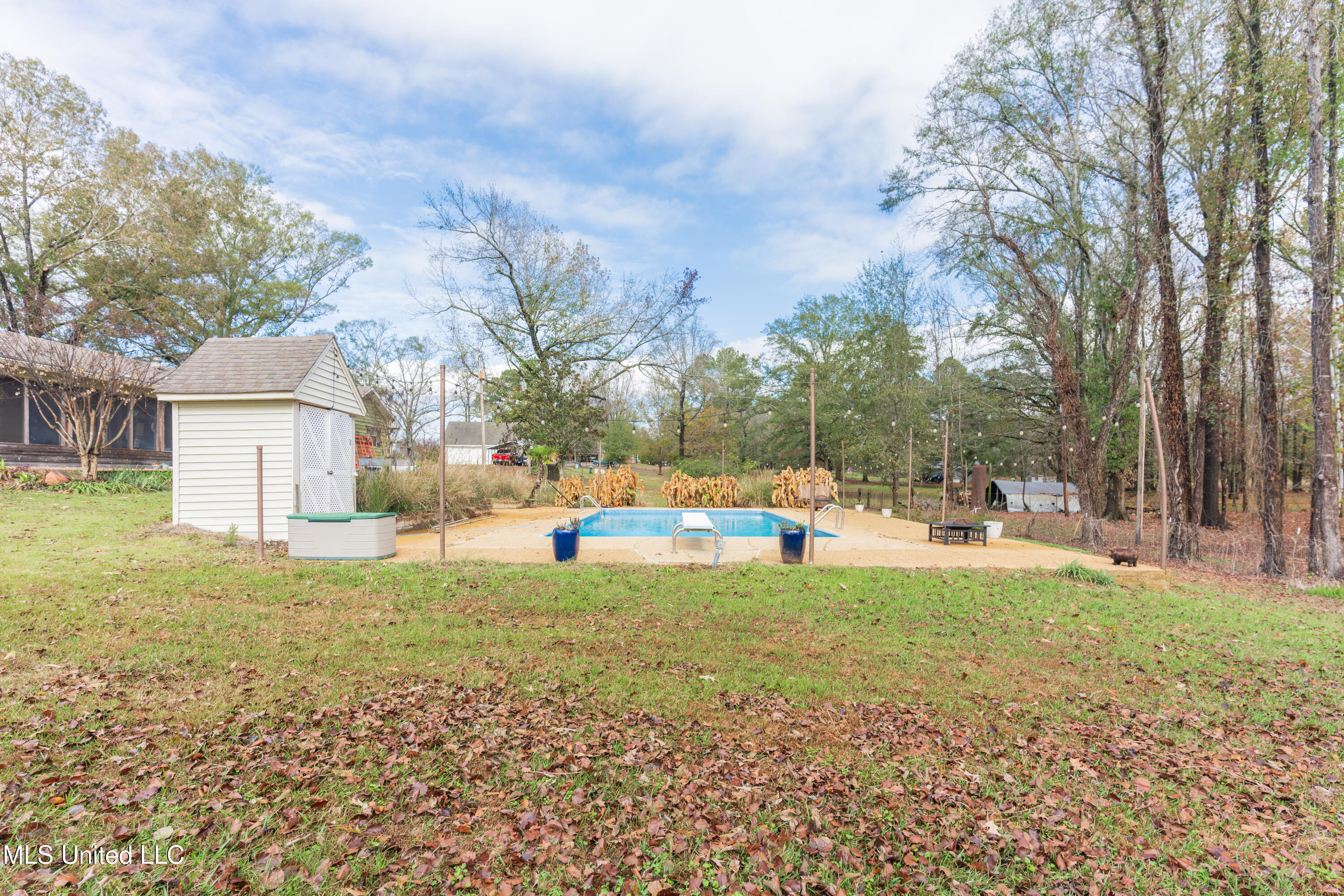 1104 North Chapel Hill Road Raymond, MS 39154 - Photo 53 of 66 53-Back