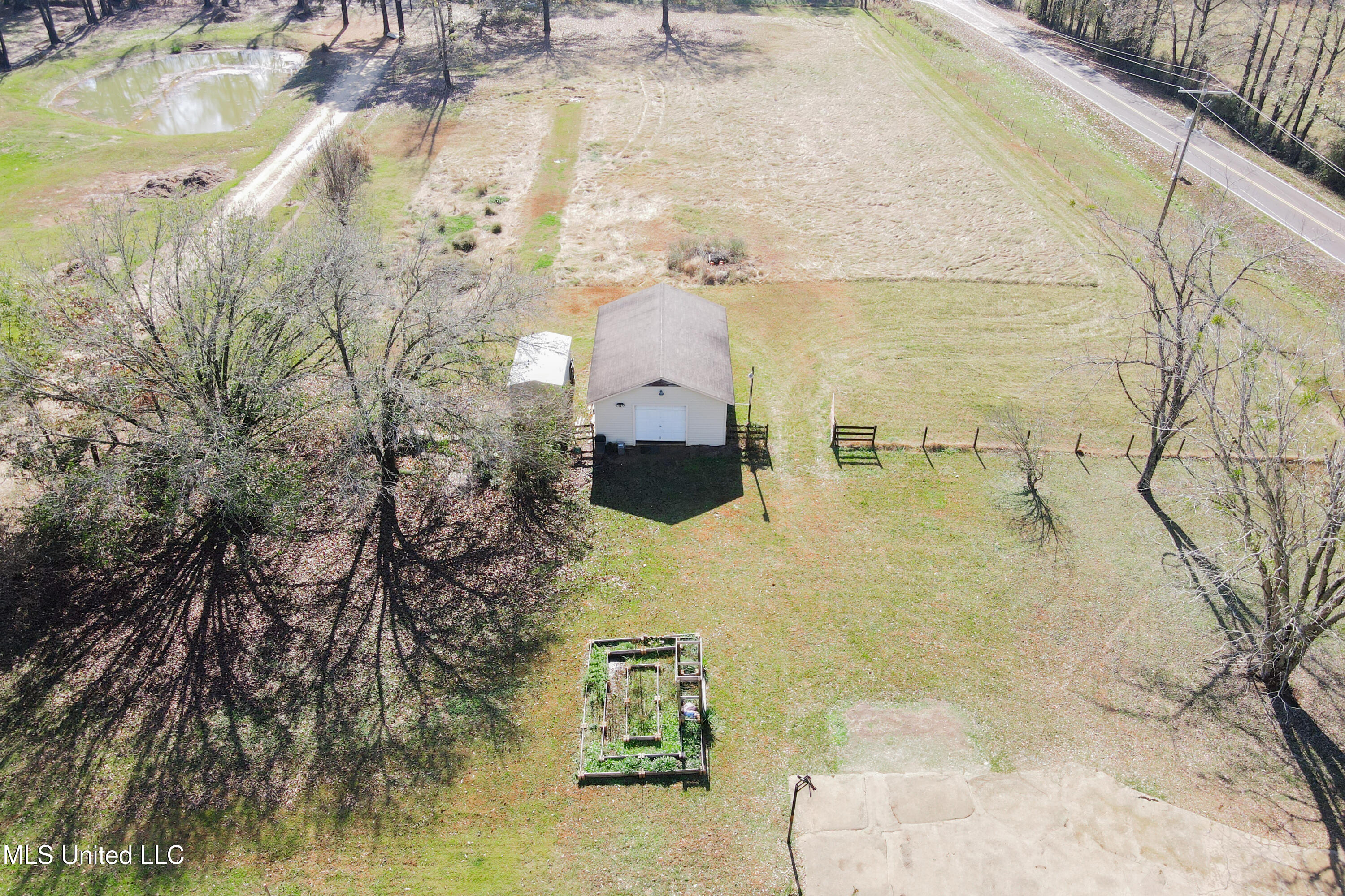 1104 North Chapel Hill Road Raymond, MS 39154 - Photo 65 of 66 65-Aerial