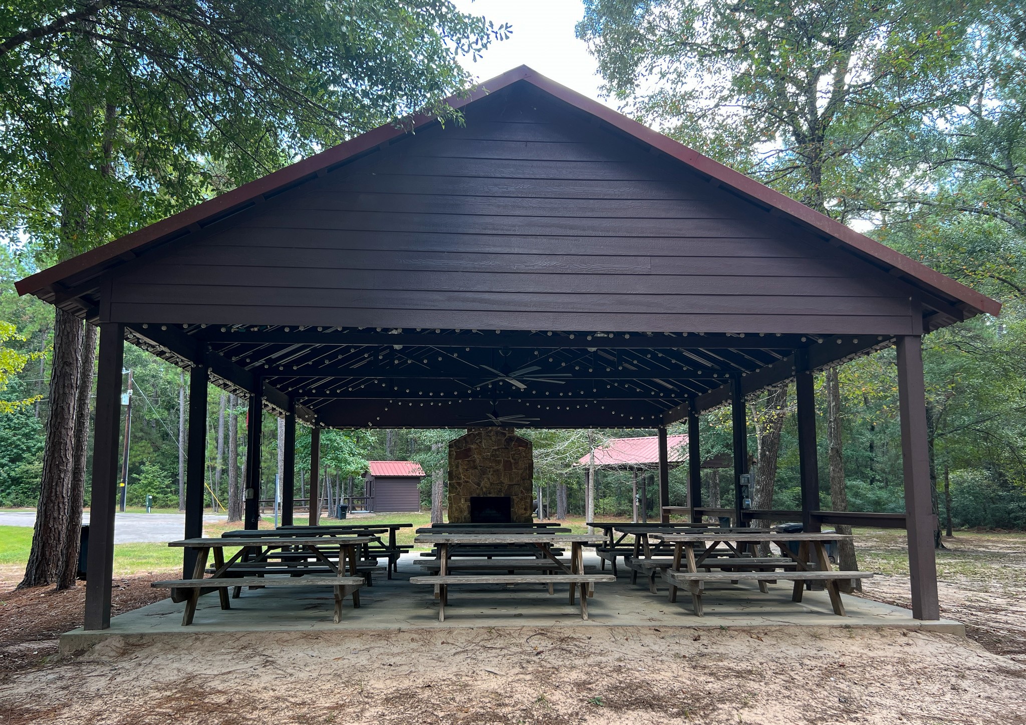 185 Rim Rock Road Huntsville, TX 77340 - Photo 17 of 19 a patio with table and chairs