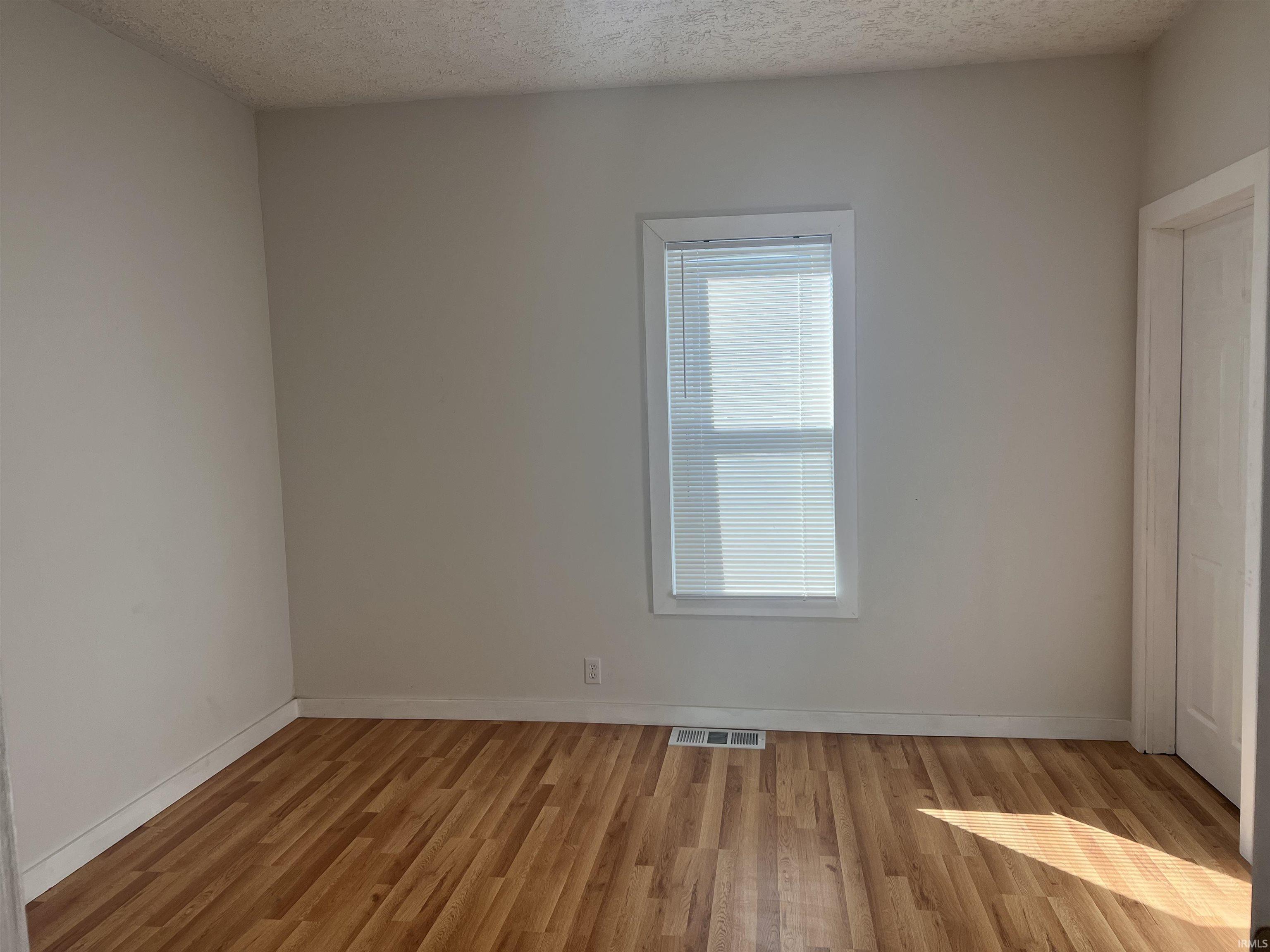 2004 South Walnut Street Muncie, IN 47302 - Photo 14 of 32