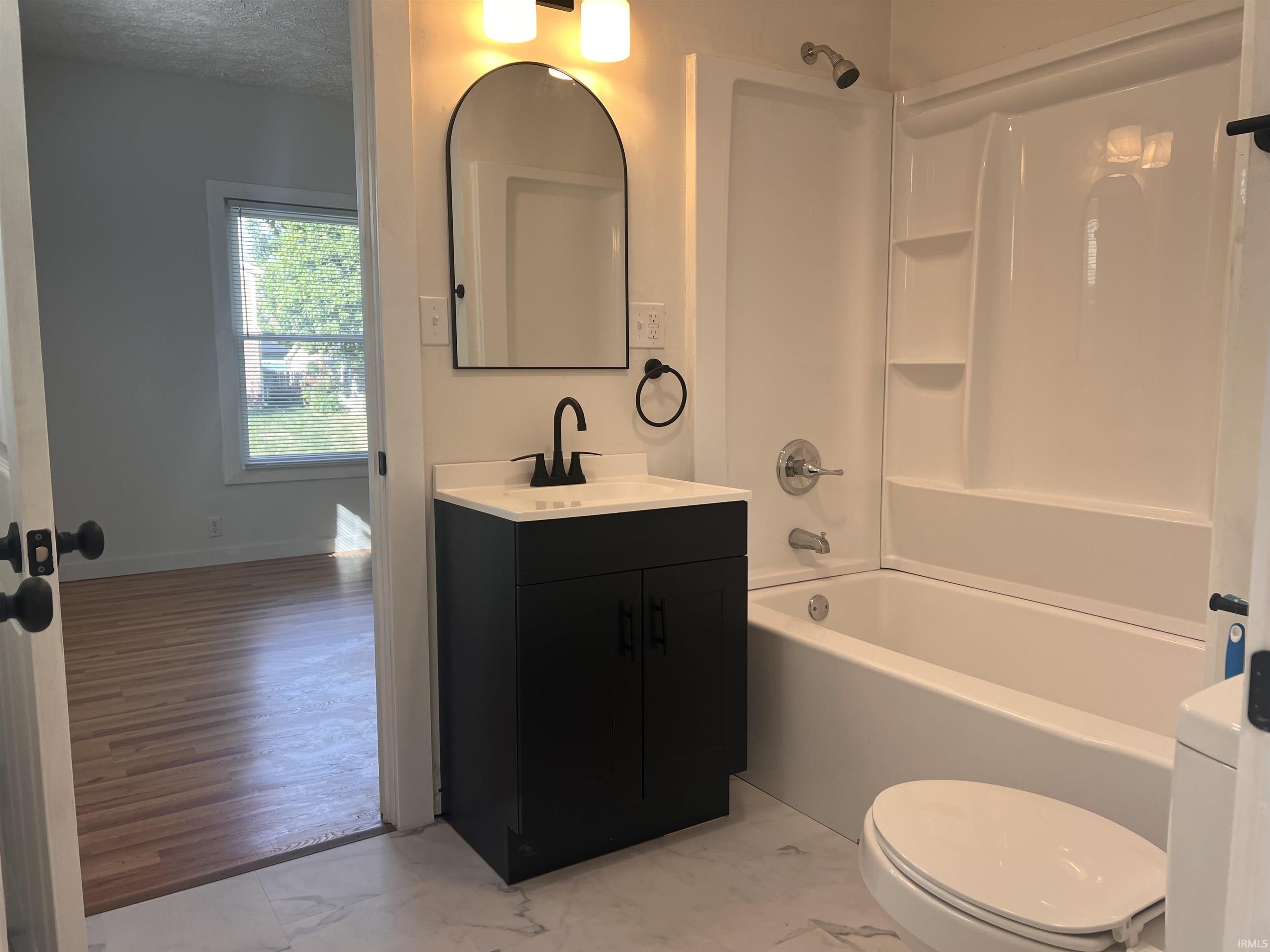 2004 South Walnut Street Muncie, IN 47302 - Photo 16 of 32