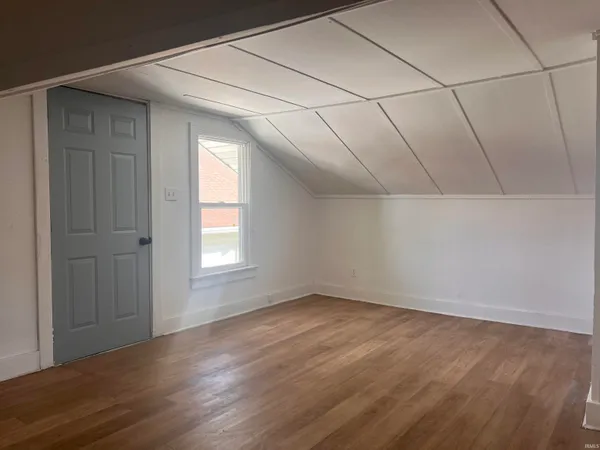 $124,900 | 2004 South Walnut Street, Muncie, IN 47302