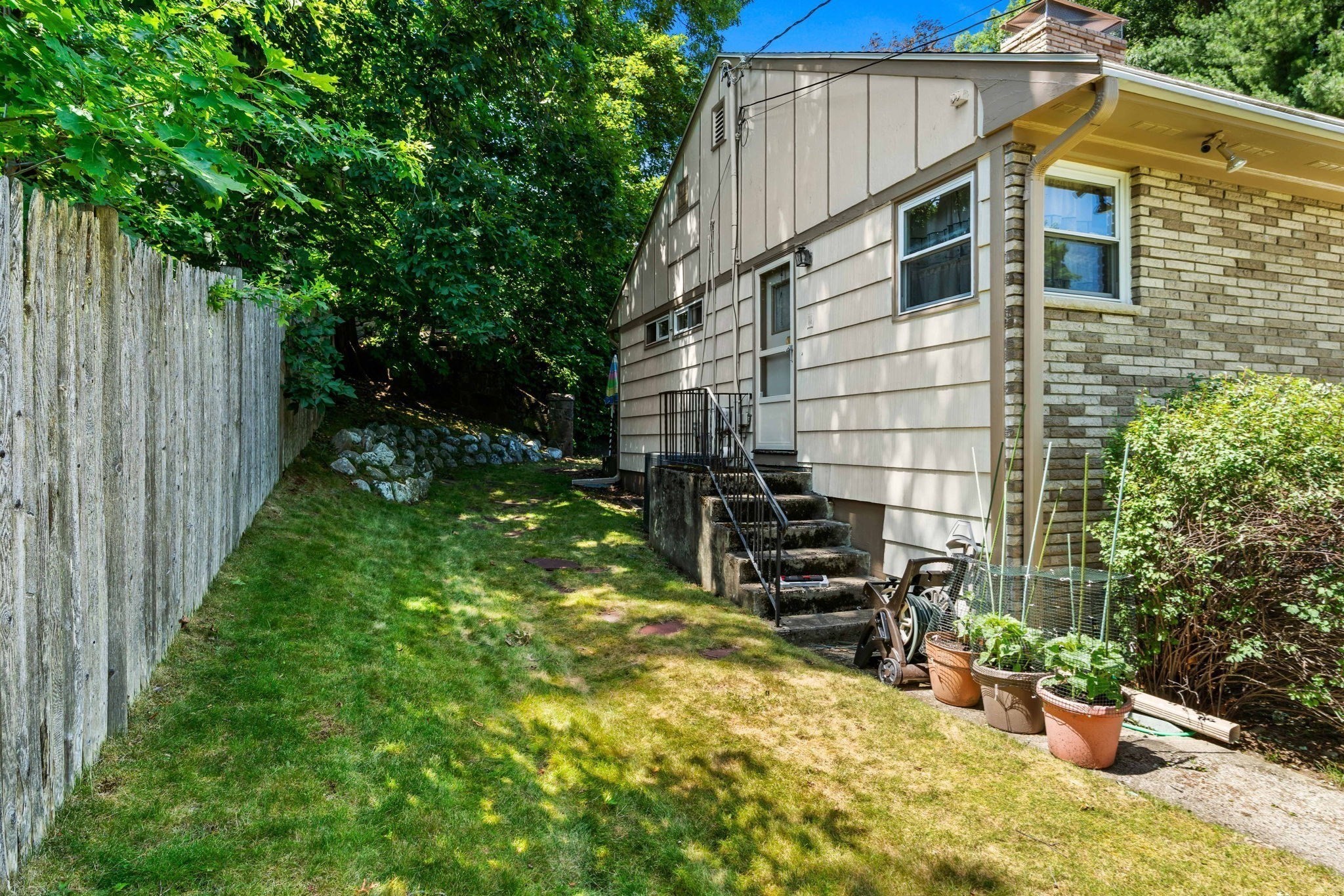 205 Gardner Road Brookline, MA 02445 - Photo 16 of 41 Gallery Image 16