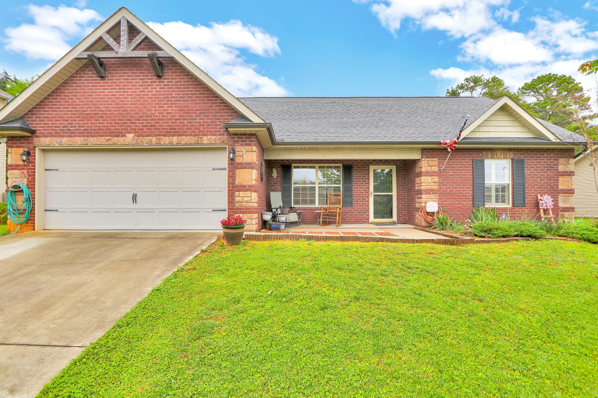6036 Whisper Ridge Lane Corryton, TN 37721 - Photo 3 of 23