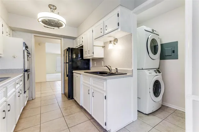 $2,300 | 11334 Park Central Place, Unit C, Dallas, TX 75230