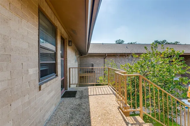 $2,300 | 11334 Park Central Place, Unit C, Dallas, TX 75230