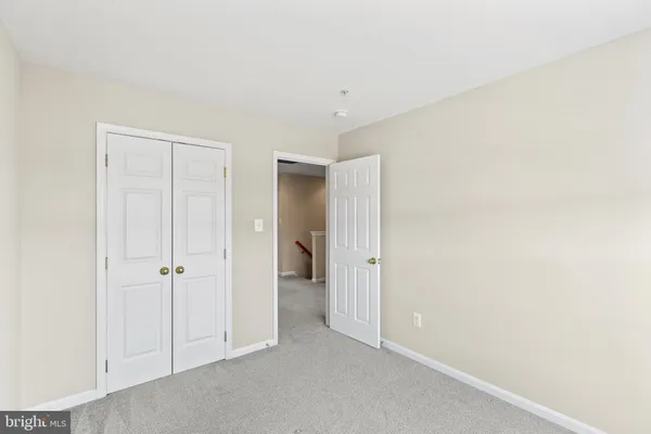 $2,400 | 43617 Marguerite Street, California, MD 20619