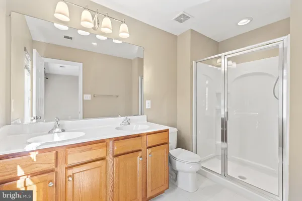$2,400 | 43617 Marguerite Street, California, MD 20619