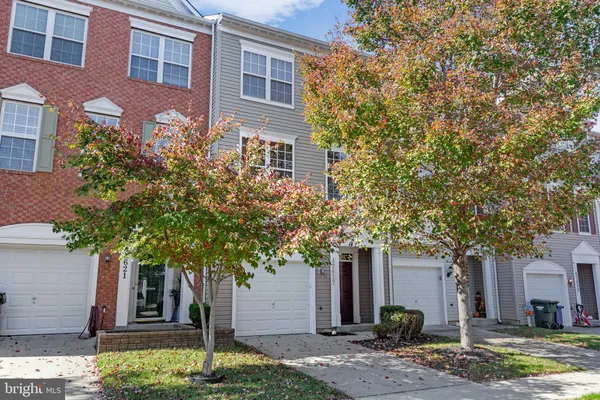 $2,400 | 43617 Marguerite Street, California, MD 20619