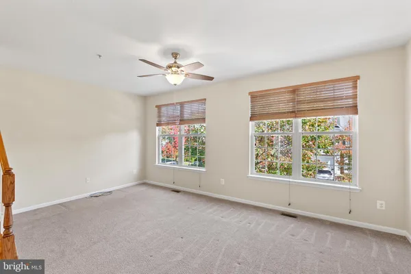 $2,400 | 43617 Marguerite Street, California, MD 20619