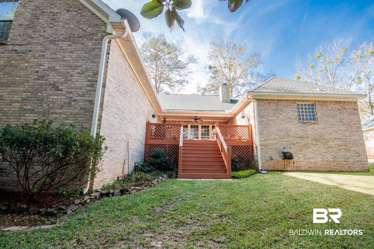 8779 Pine Run Daphne, AL 36527 - Photo 30 of 40 Back Deck