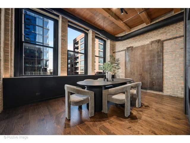 $14,800 | 1101 West Lake Street, Unit 3D, Chicago, IL 60607