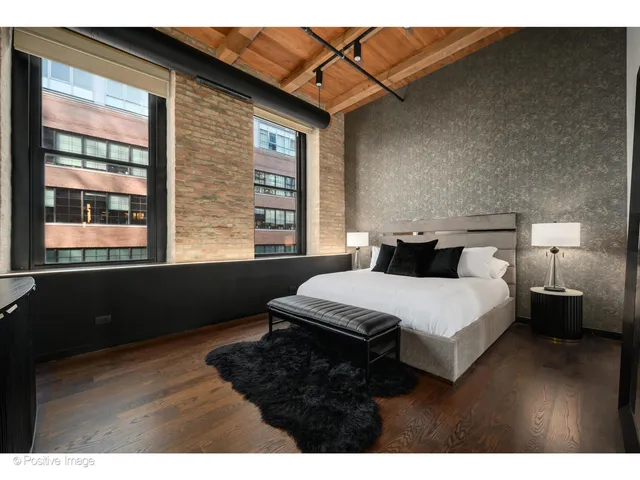 $14,800 | 1101 West Lake Street, Unit 3D, Chicago, IL 60607