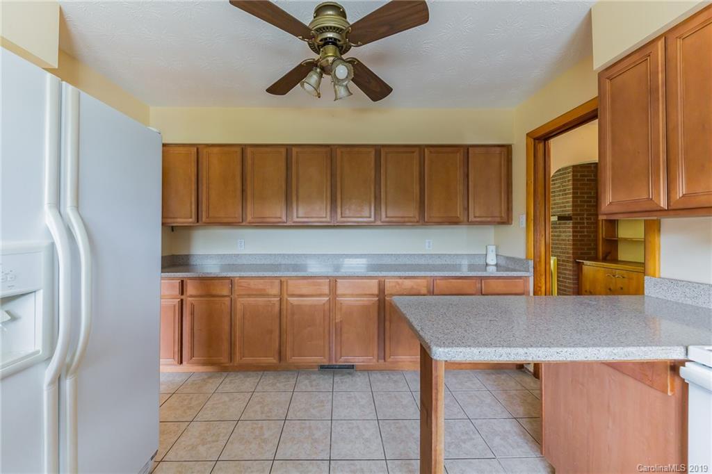 766 Souther Road Old Fort, NC 28762 - Photo 10 of 29 Gallery Image 10