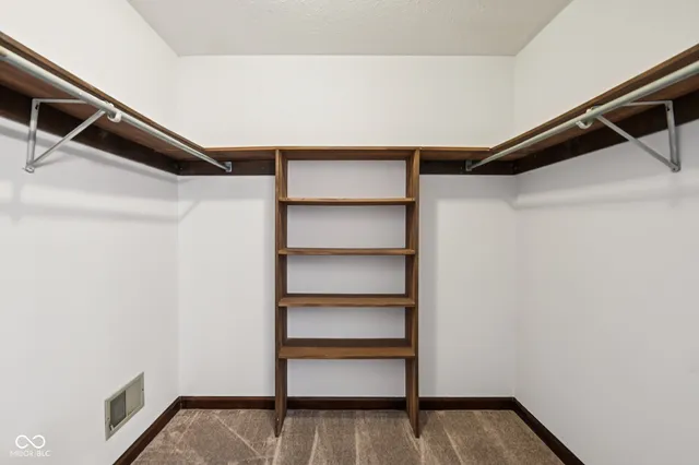 $2,900 | 218 West Main Street, Westfield, IN 46074